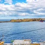 Spacious 3 Bedroom In Historic * Valletta
