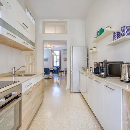 公寓 Spacious 3 Bedroom In Historic