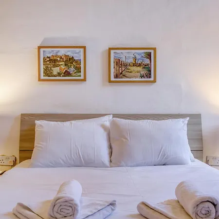 Appartamento Spacious 3 Bedroom In Historic *