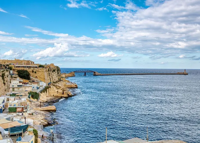 Lägenhet Spacious 3 Bedroom In Historic *